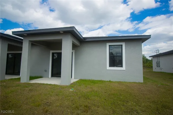 $1,750 | 1260 Milwaukee Boulevard, Unit 1262, Lehigh Acres, FL 33974