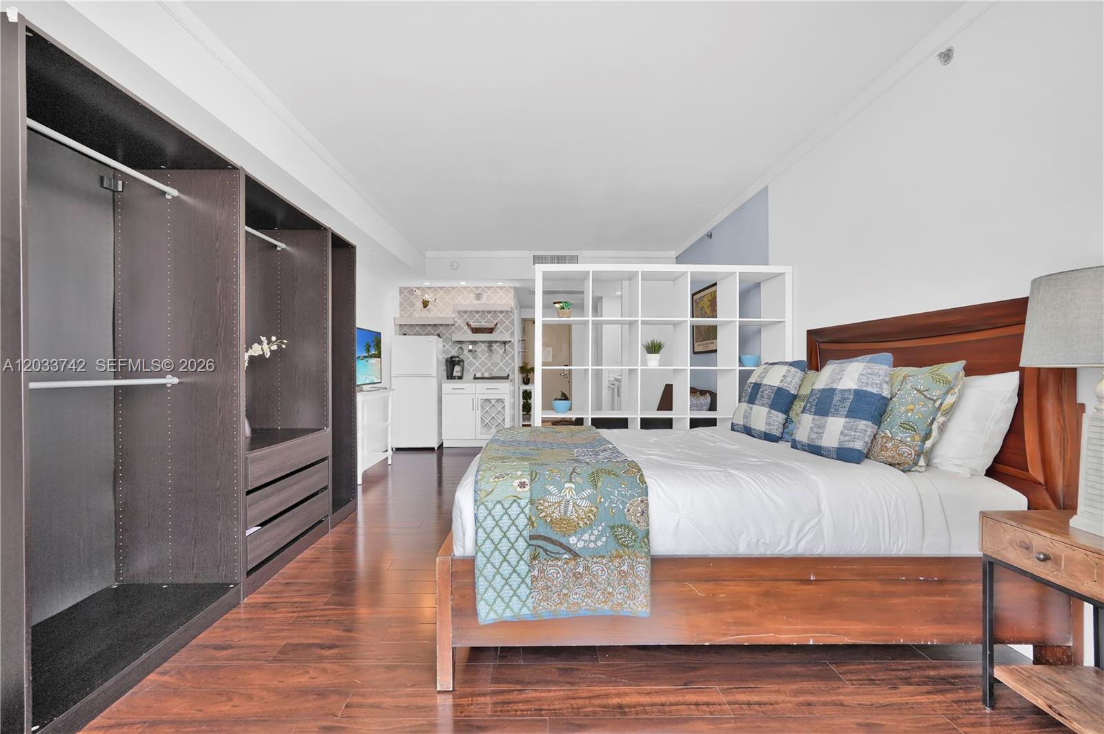 2889 McFarlane Road, Unit 1603 Miami, FL 33133 - Photo 8 of 28