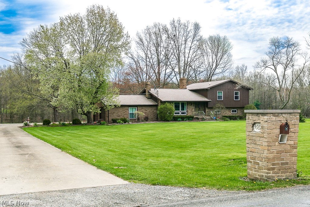 3687 Niles Carver Road Mineral Ridge, OH 44440 - Photo 2 of 33 Gallery Image 2