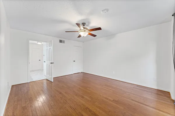 $3,450 | 110 Shadow Wood Drive, Sugar Land, TX 77498
