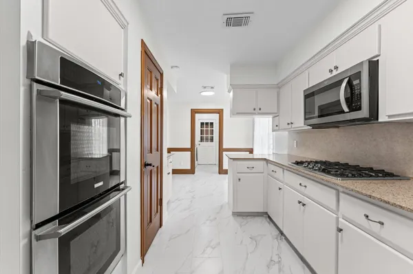$3,450 | 110 Shadow Wood Drive, Sugar Land, TX 77498
