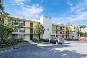 1 Royal Palm Way, Unit 203 Boca Raton, FL 33432 - Photo 1 of 11 Photo 1