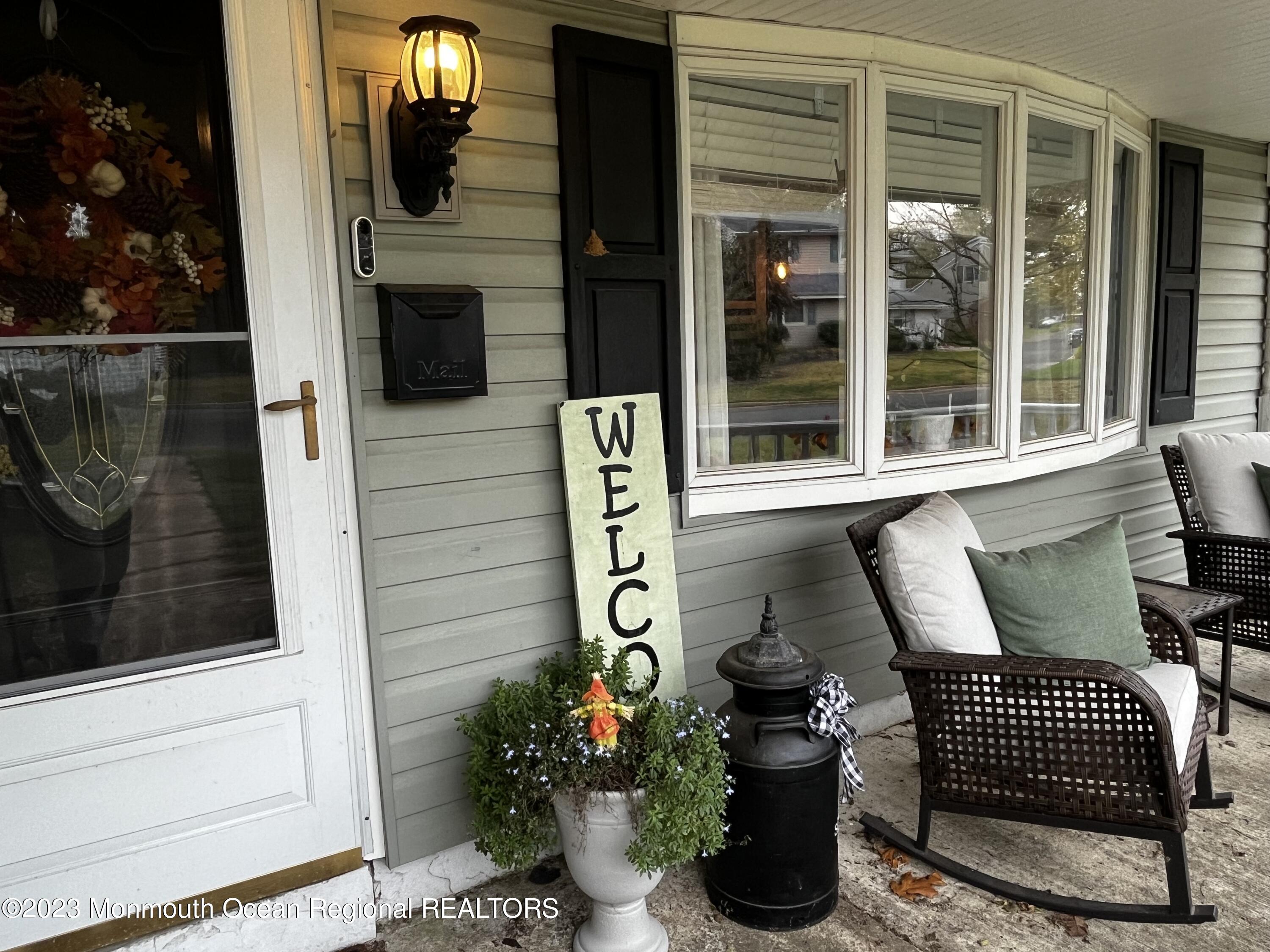 26 Racoon Drive Hazlet, NJ 07730 - Photo 3 of 33 Porch