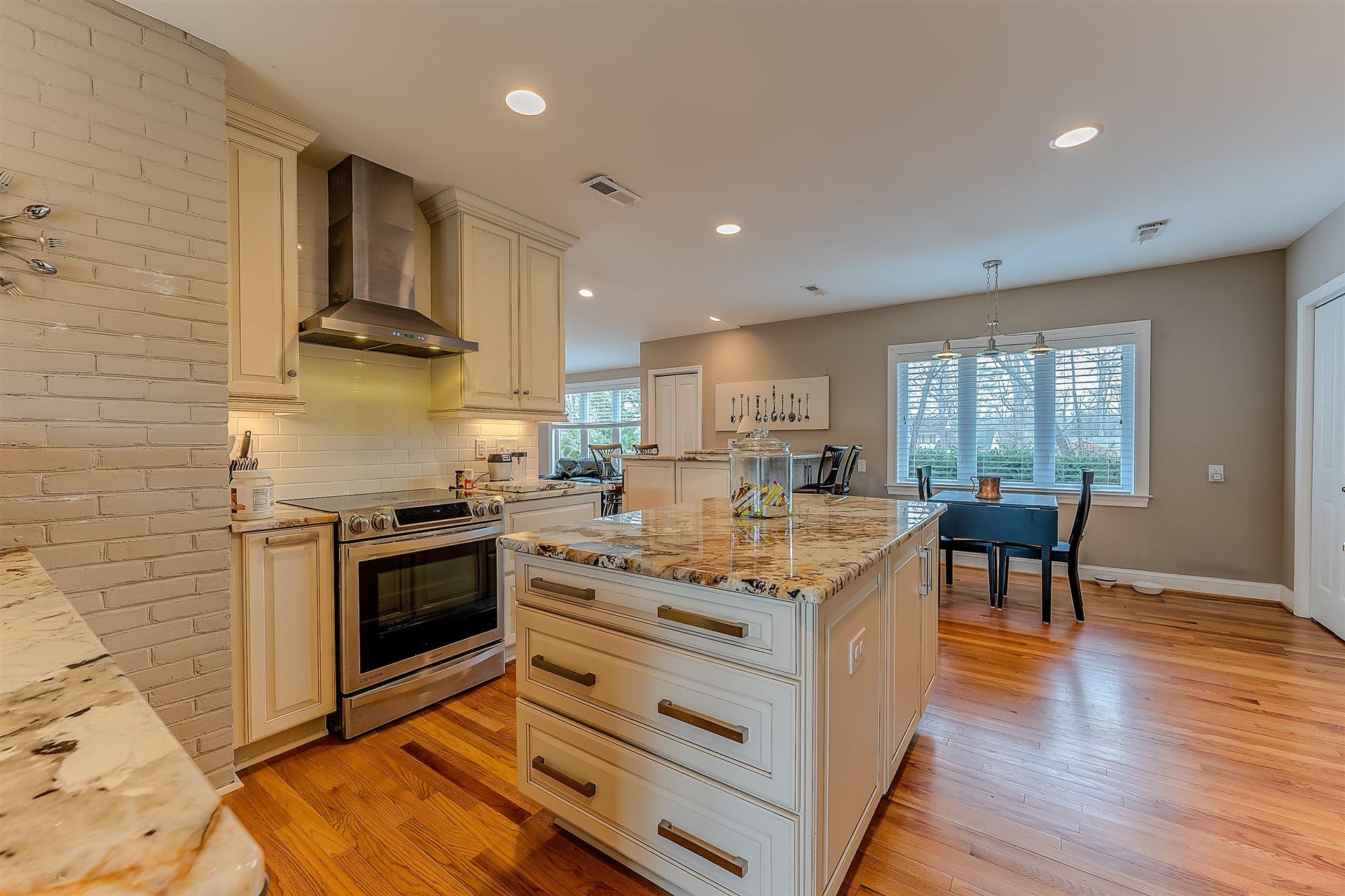 3938 Winding Way Road Southwest Roanoke, VA 24015 - Photo 22 of 47 22-DSC00111_2_3_4_5
