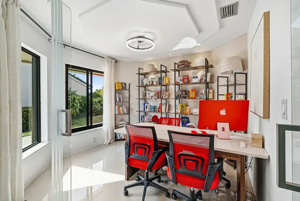 $1,399,000 | 10710 Boca Woods Lane, Boca Raton, FL 33428