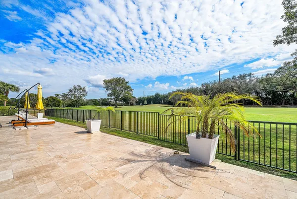 $1,399,000 | 10710 Boca Woods Lane, Boca Raton, FL 33428
