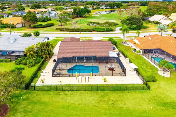 $1,399,000 | 10710 Boca Woods Lane, Boca Raton, FL 33428