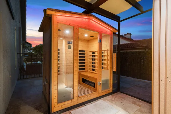 $1,399,000 | 10710 Boca Woods Lane, Boca Raton, FL 33428