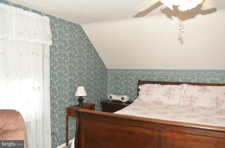 2302 Sandymount Road Finksburg, MD 21048 - Photo 17 of 25 Bedroom (Master)