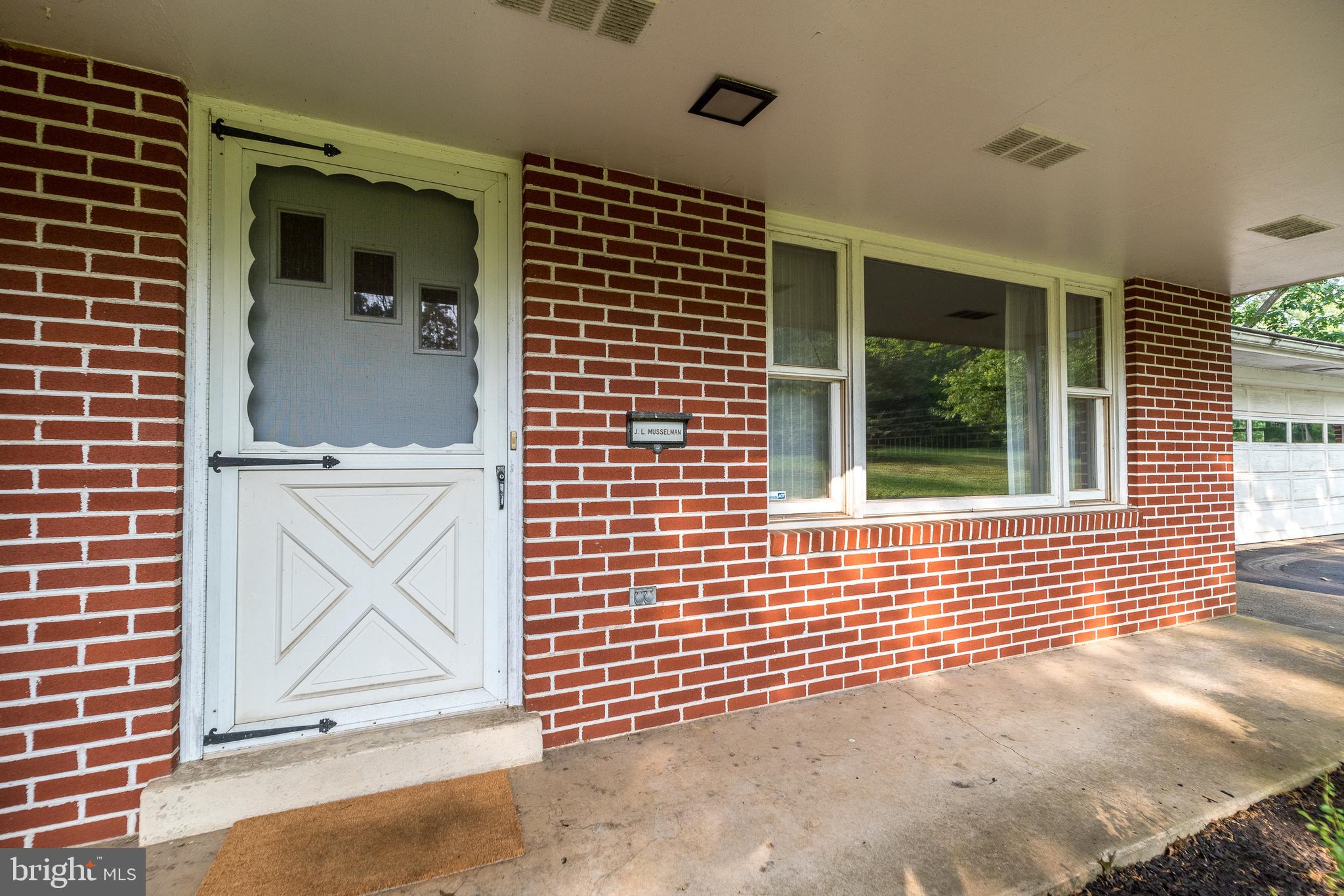 84 Dickert Road Quakertown, PA 18951 - Photo 4 of 28 Front Covered Porch