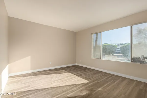 $549,950 | 2834 East Shangri-La Road, Phoenix, AZ 85028