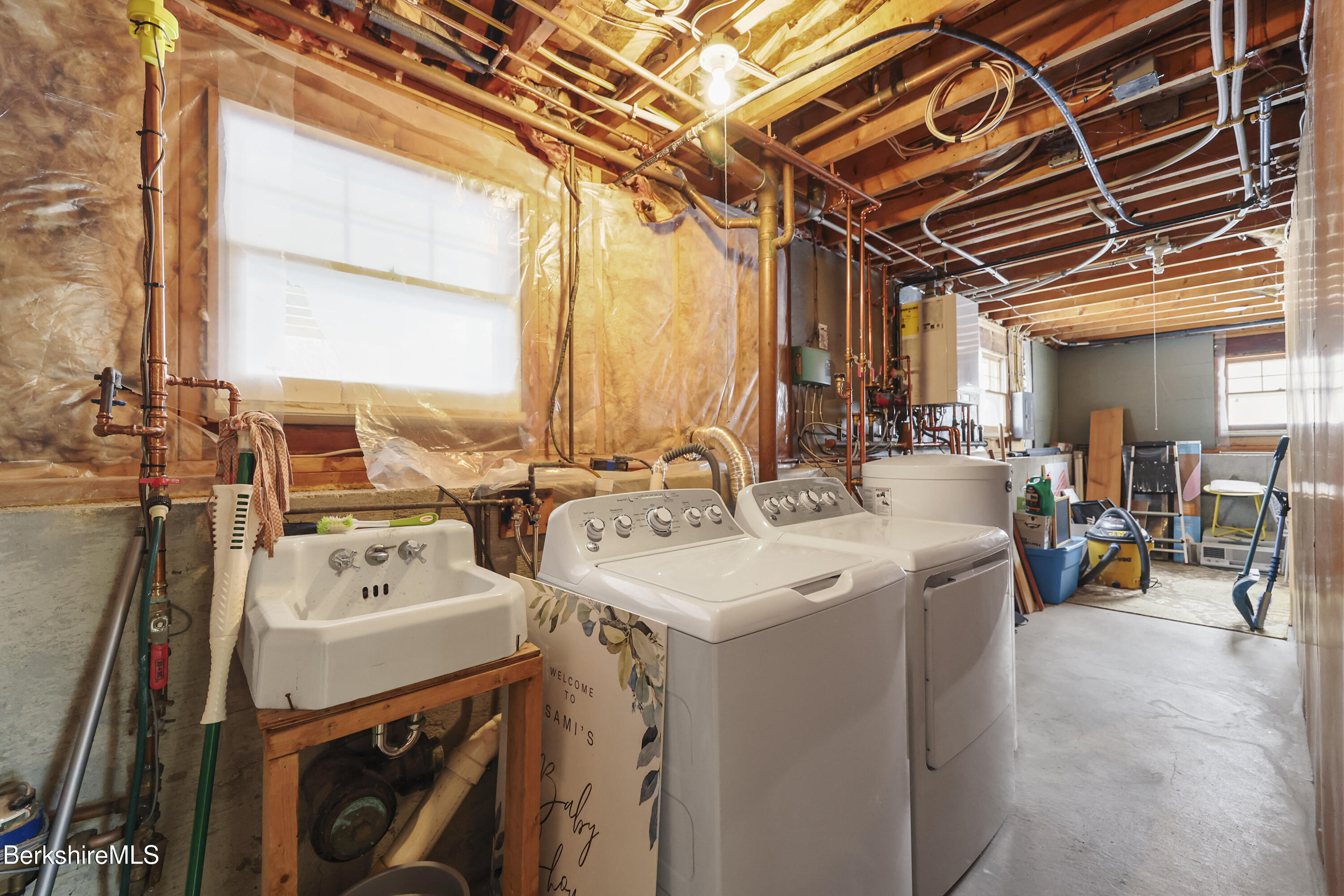 184 Washington Mountain Road Lee, MA 01238 - Photo 32 of 42