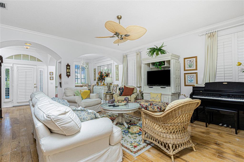 811 Shadow Bay Way Osprey, FL 34229 - Photo 13 of 56