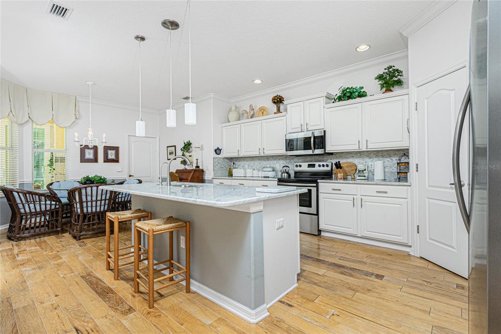 811 Shadow Bay Way Osprey, FL 34229 - Photo 18 of 56