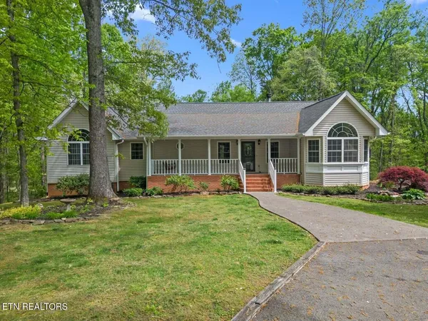 $949,900 | 2180 Ranch Road, Dandridge, TN 37725