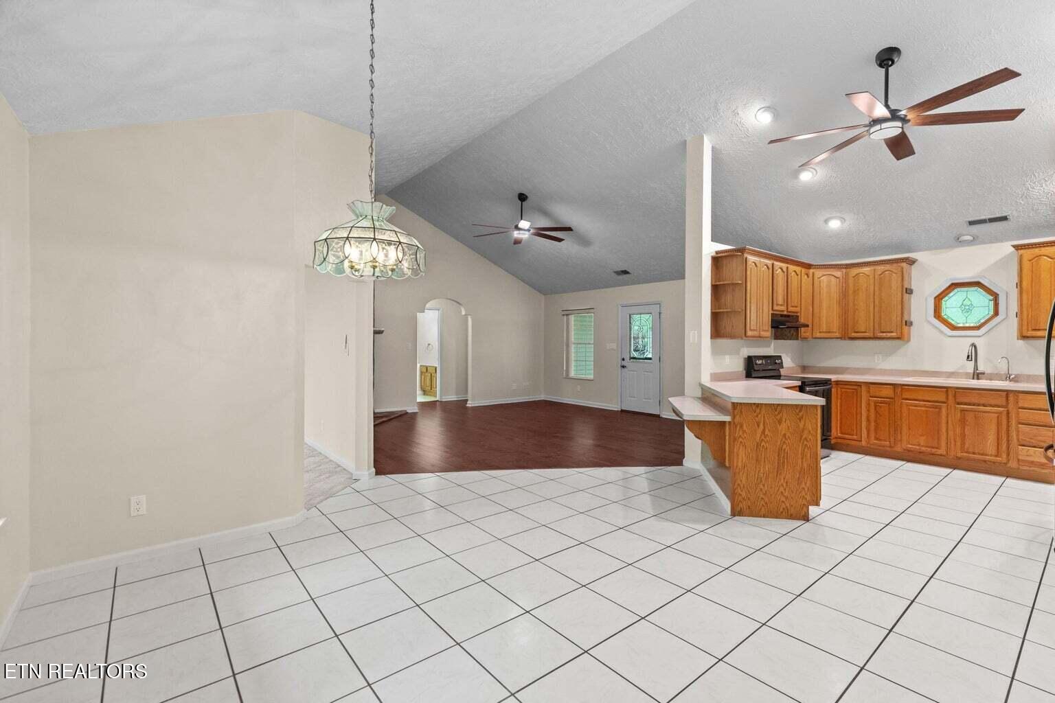 2180 Ranch Road Dandridge, TN 37725 - Photo 11 of 60 11