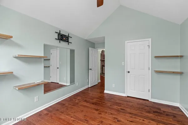 $949,900 | 2180 Ranch Road, Dandridge, TN 37725