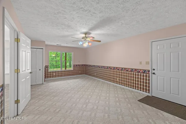 $949,900 | 2180 Ranch Road, Dandridge, TN 37725