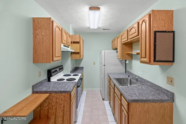 $949,900 | 2180 Ranch Road, Dandridge, TN 37725