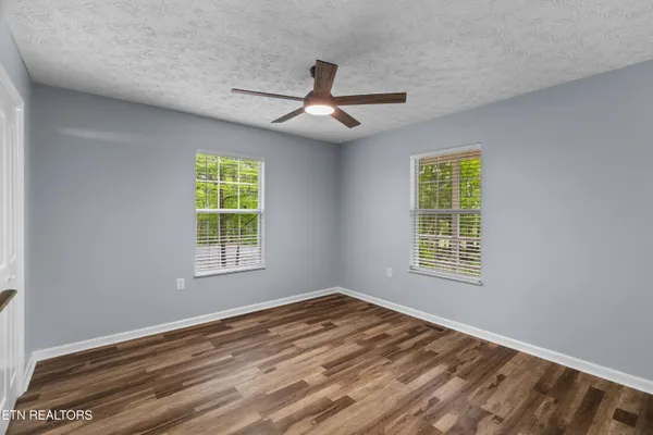 $949,900 | 2180 Ranch Road, Dandridge, TN 37725