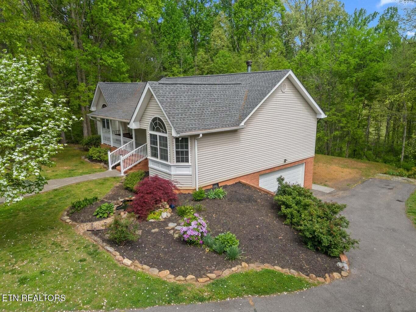 2180 Ranch Road Dandridge, TN 37725 - Photo 5 of 60 4