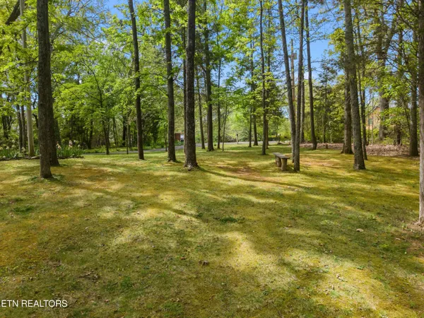 $949,900 | 2180 Ranch Road, Dandridge, TN 37725