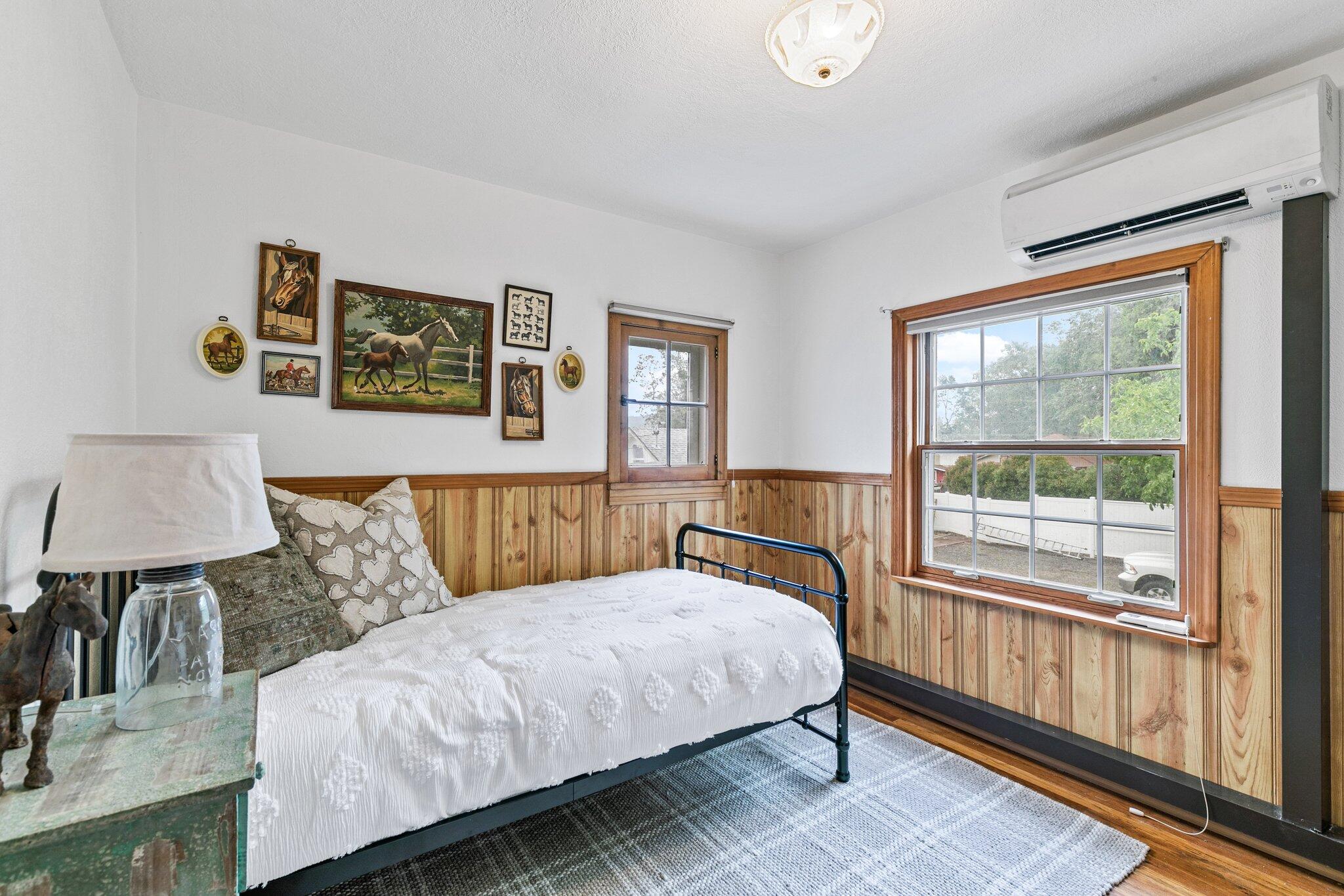 2912 South River Road Grants Pass, OR 97527 - Photo 22 of 37 27-web-or-mls-IMGM1145