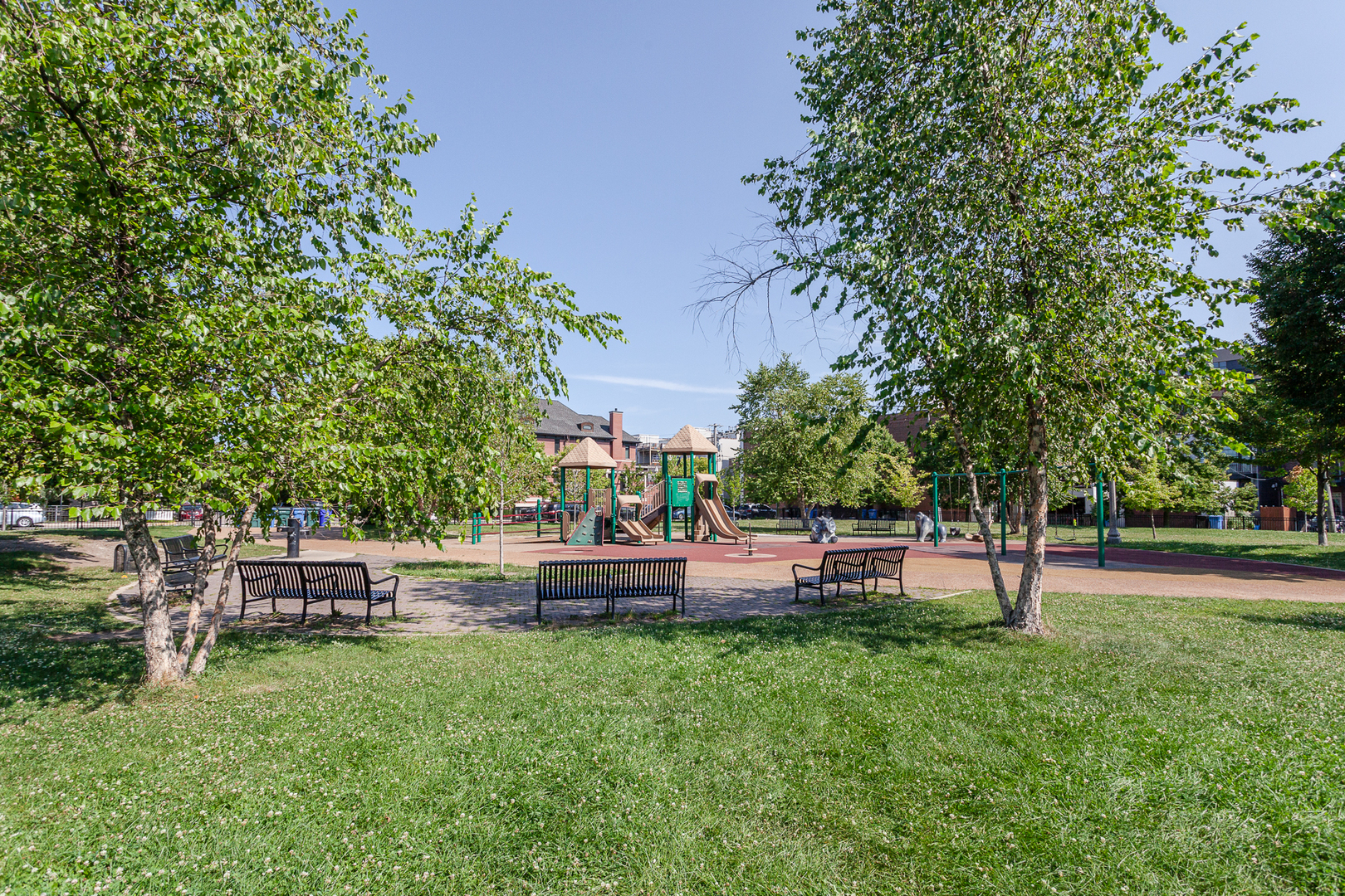 1758 West Surf Street Chicago, IL 60657 - Photo 50 of 51 a view of a garden with lawn chairs