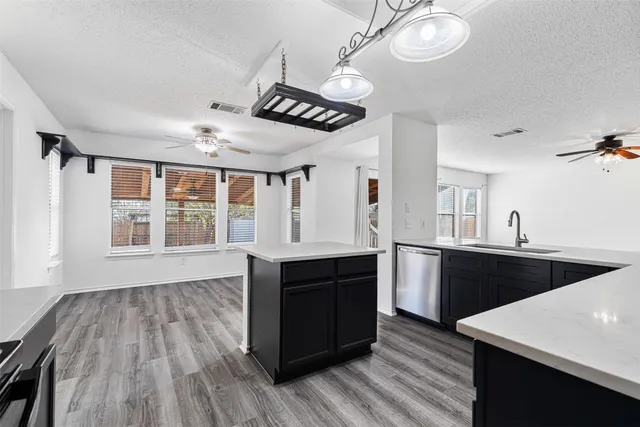 $425,000 | 1910 Marysol Trail, Cedar Park, TX 78613