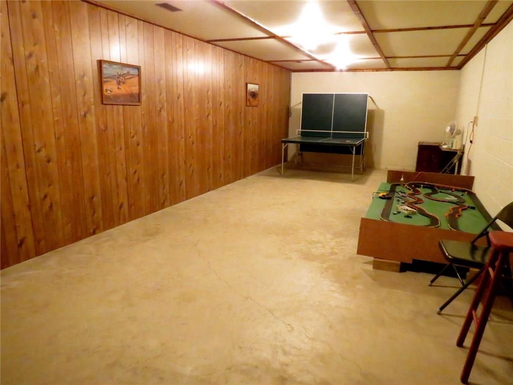 10581 West Mt Healthy Road Columbus, IN 47201 - Photo 17 of 24 Gallery Image 17