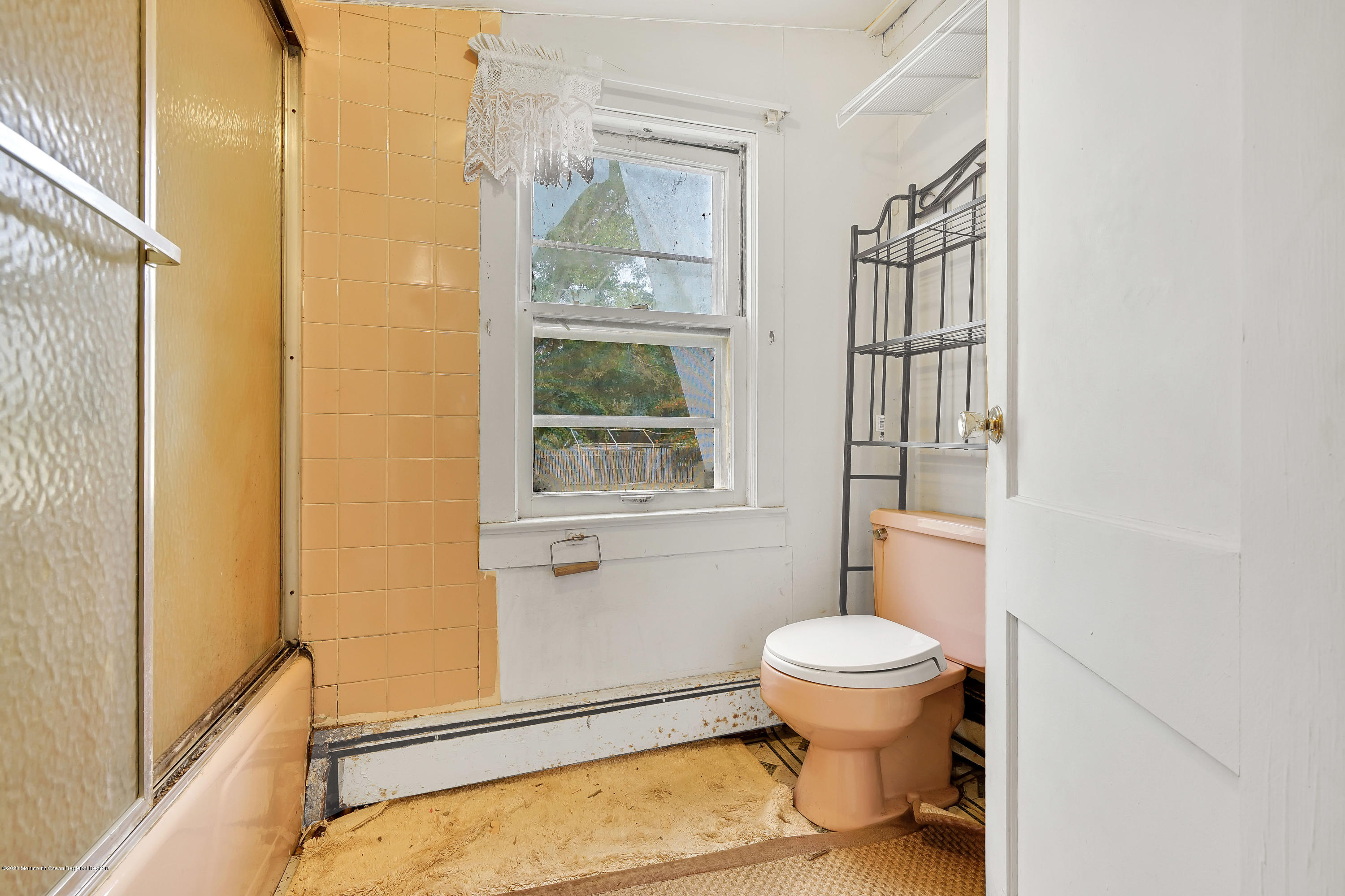 1071 Windsor Road Millstone Township, NJ 08535 - Photo 13 of 33 035_dsc05391