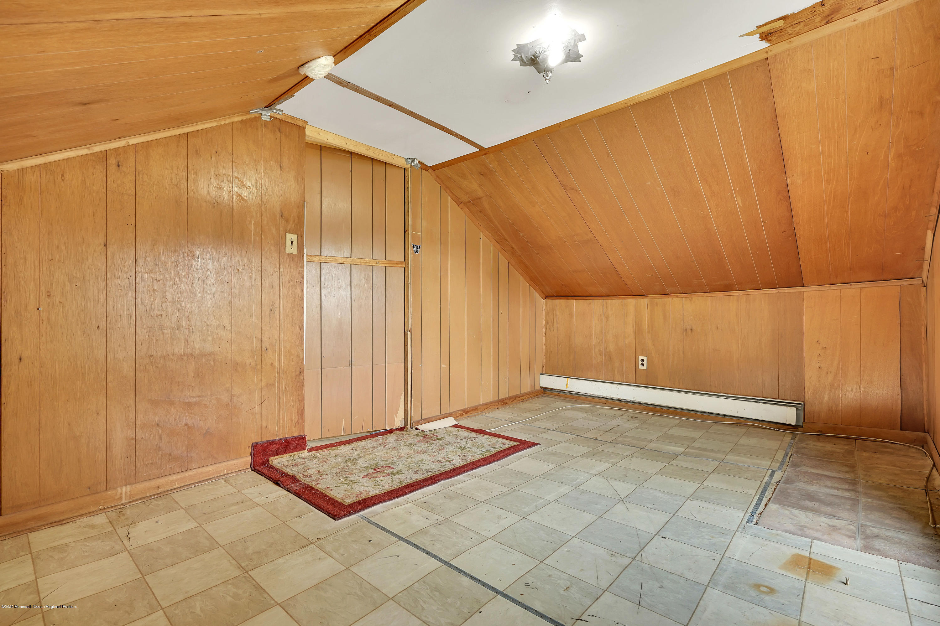 1071 Windsor Road Millstone Township, NJ 08535 - Photo 25 of 33 068_dsc05521