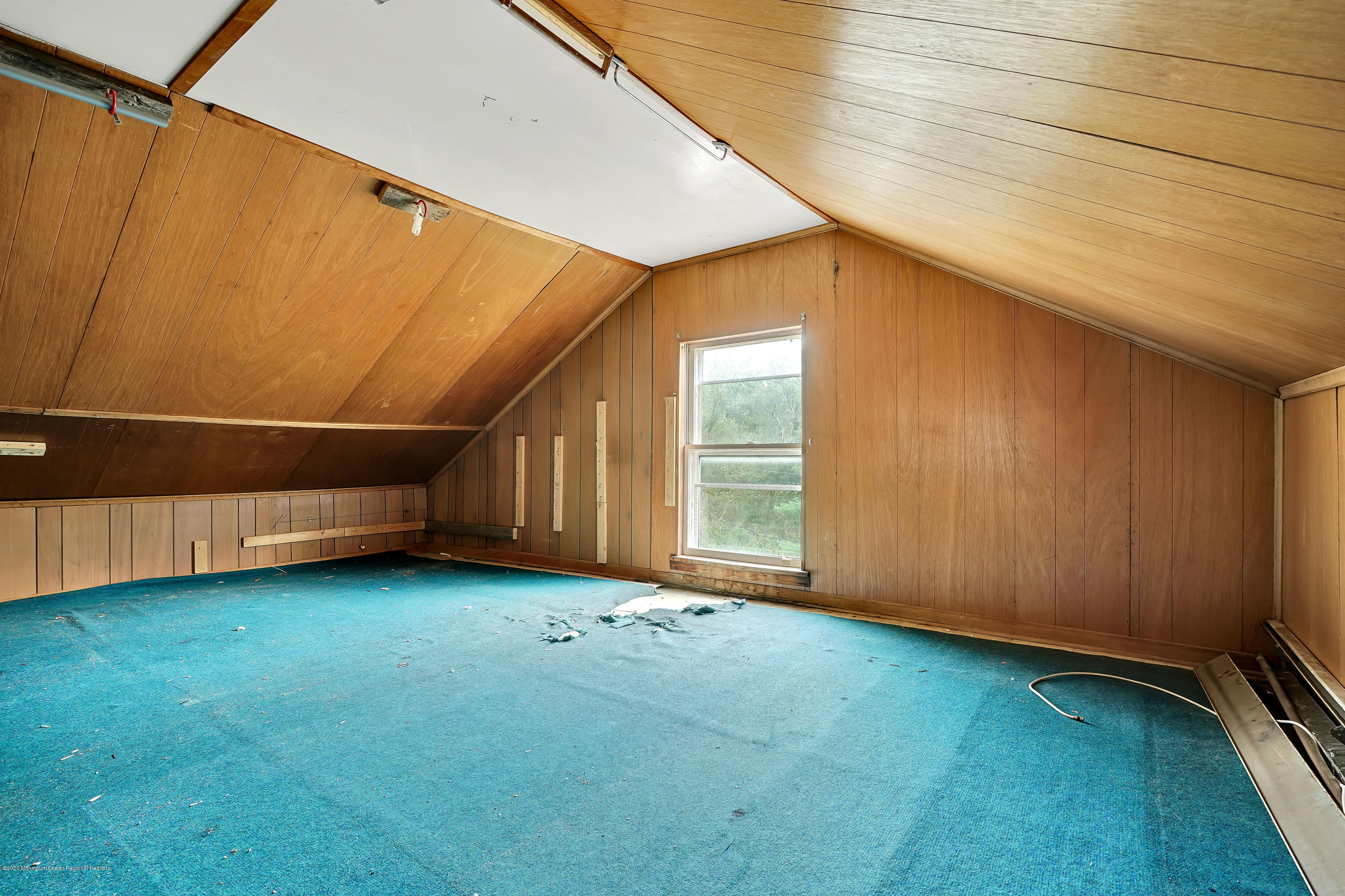 1071 Windsor Road Millstone Township, NJ 08535 - Photo 27 of 33 072_dsc05541