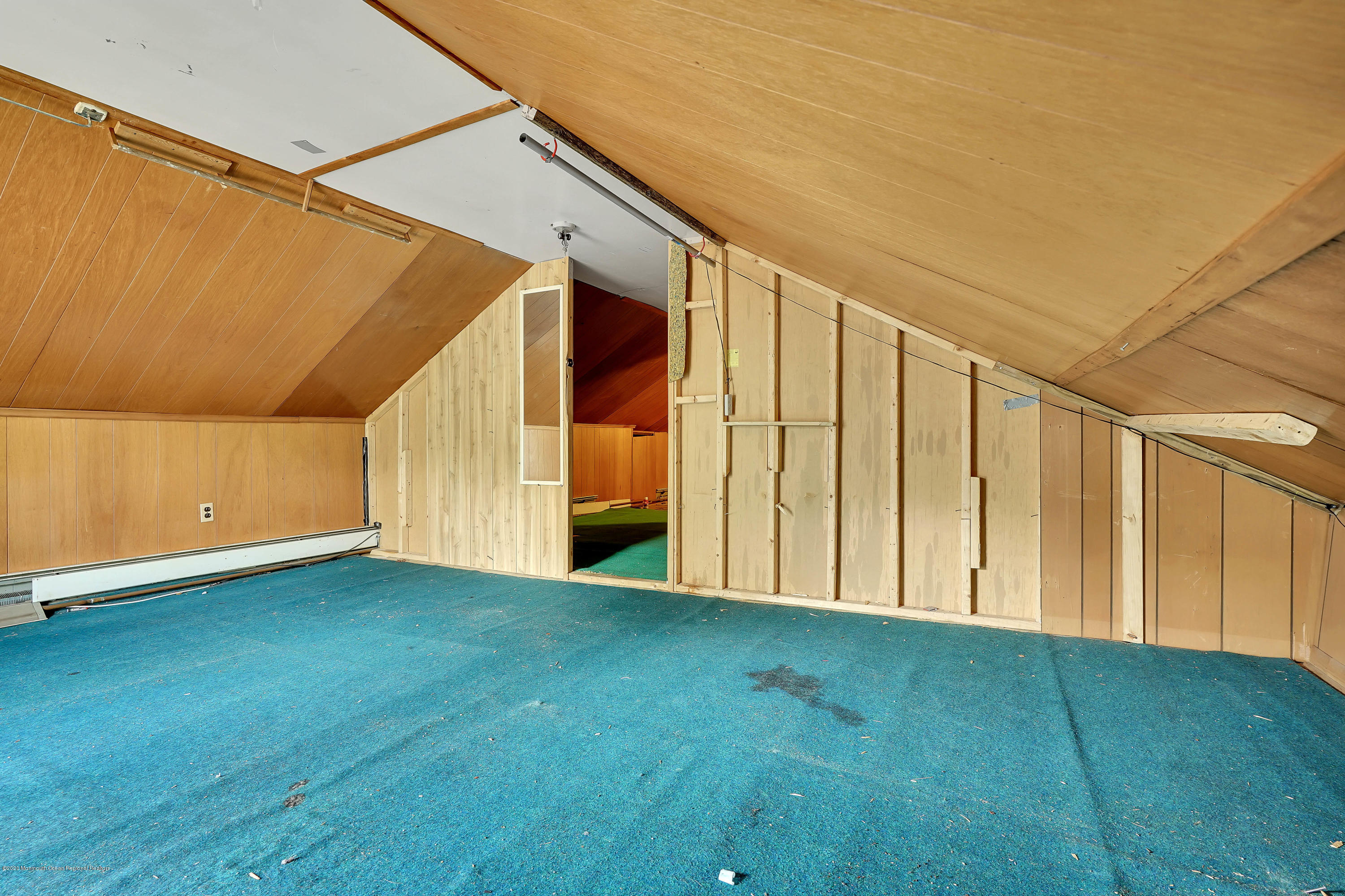 1071 Windsor Road Millstone Township, NJ 08535 - Photo 29 of 33 074_dsc05551