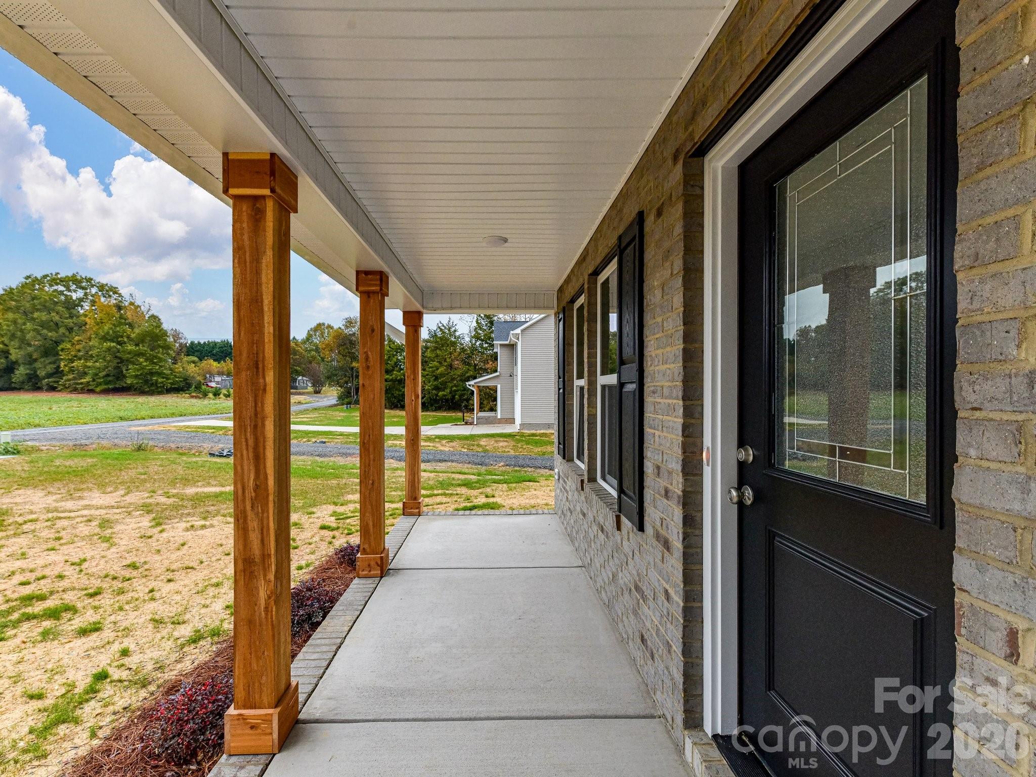 573 Wade Road Oakboro, NC 28129 - Photo 4 of 40