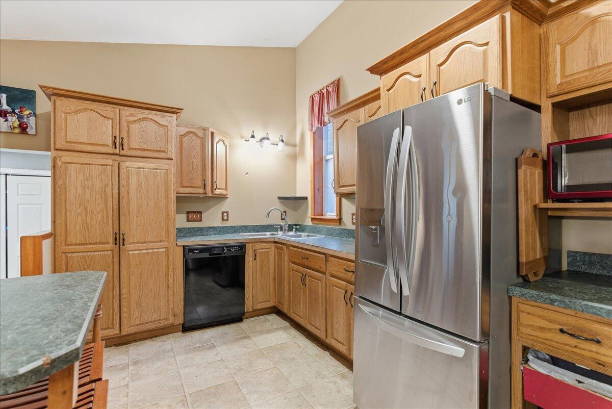 89 Hebron Road Buckfield, ME 04220 - Photo 15 of 50 28-89 Hebron Rd_Buckfield_ME-41