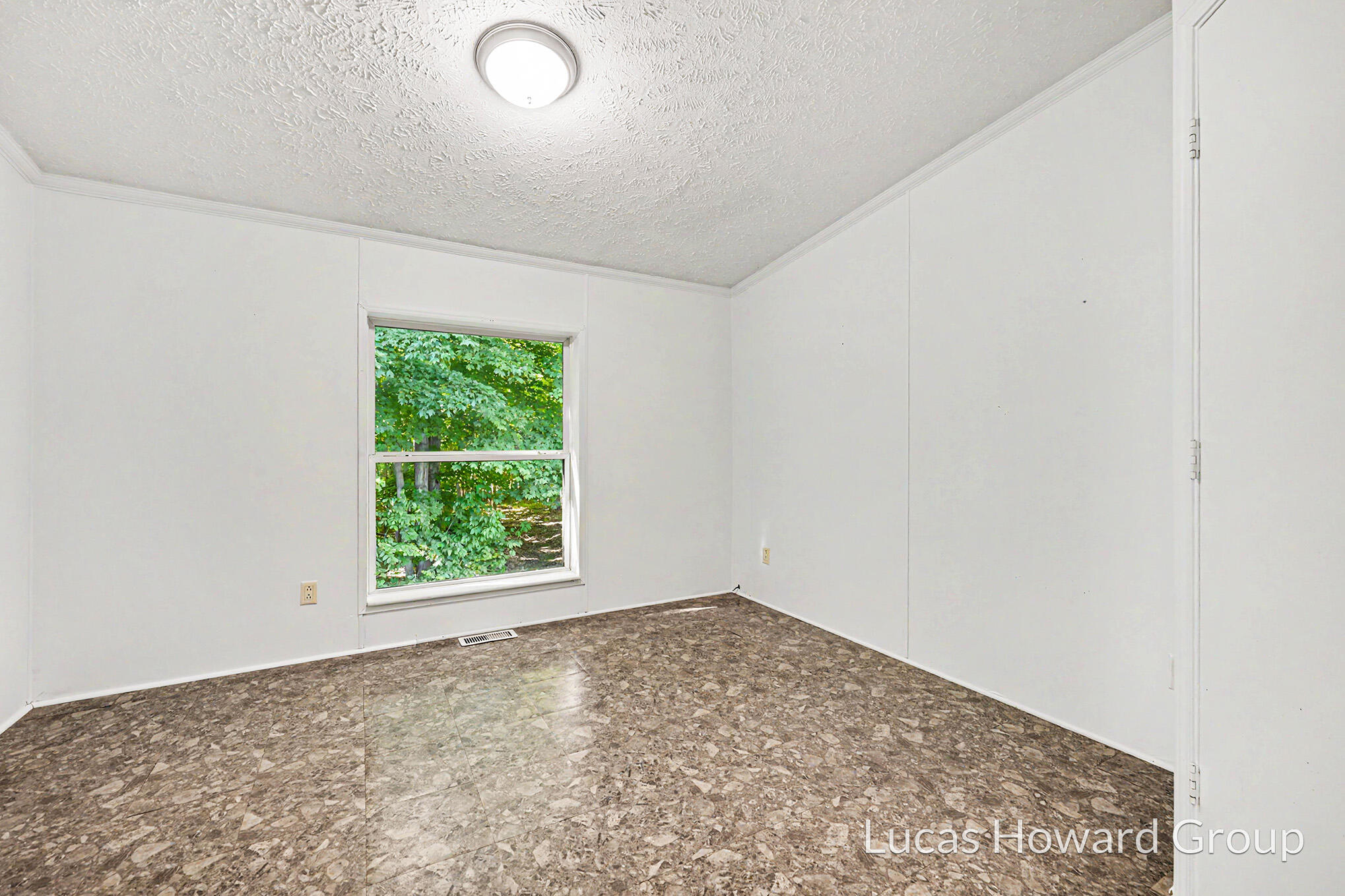 6088 West 1 Mile Road Fremont, MI 49412 - Photo 17 of 32 19