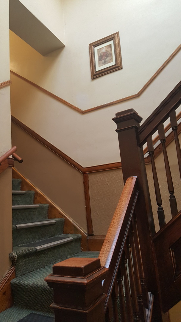 6844 South Normal Boulevard Chicago, IL 60621 - Photo 3 of 18 a view of entryway