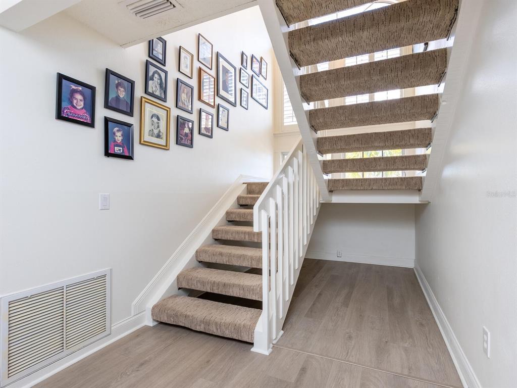 3240 Casey Key Road Nokomis, FL 34275 - Photo 17 of 51 a view of entryway