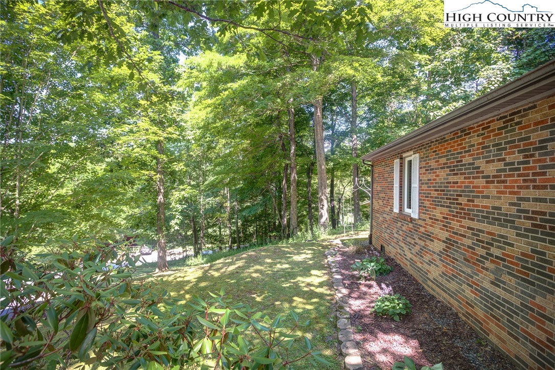 129 Margo Trail, Unit 129 Boone, NC 28607 - Photo 4 of 24 Gallery Image 4