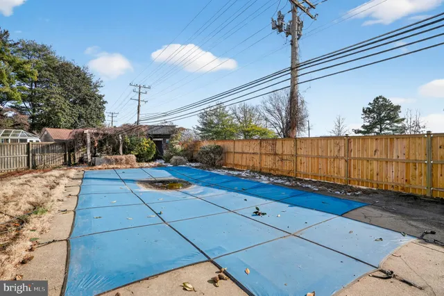 $3,450 | 927 Juliet Lane, Arnold, MD 21012