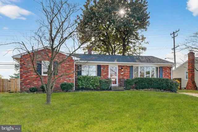 $3,450 | 927 Juliet Lane, Arnold, MD 21012