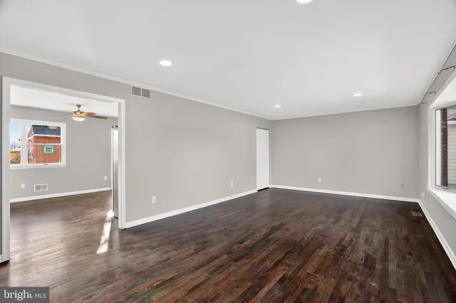 $3,450 | 927 Juliet Lane, Arnold, MD 21012