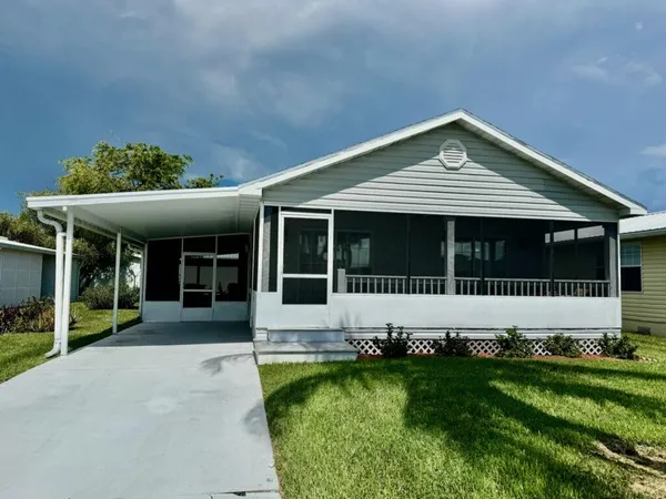 $222,000 | 4350 Southwest 13th Avenue, Okeechobee, FL 34974