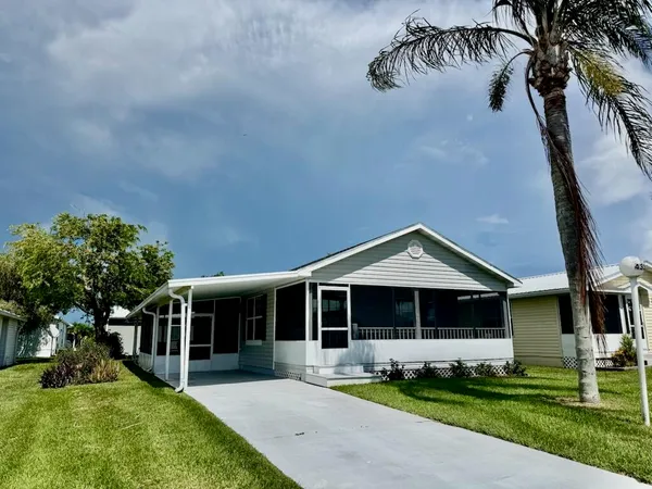 $222,000 | 4350 Southwest 13th Avenue, Okeechobee, FL 34974