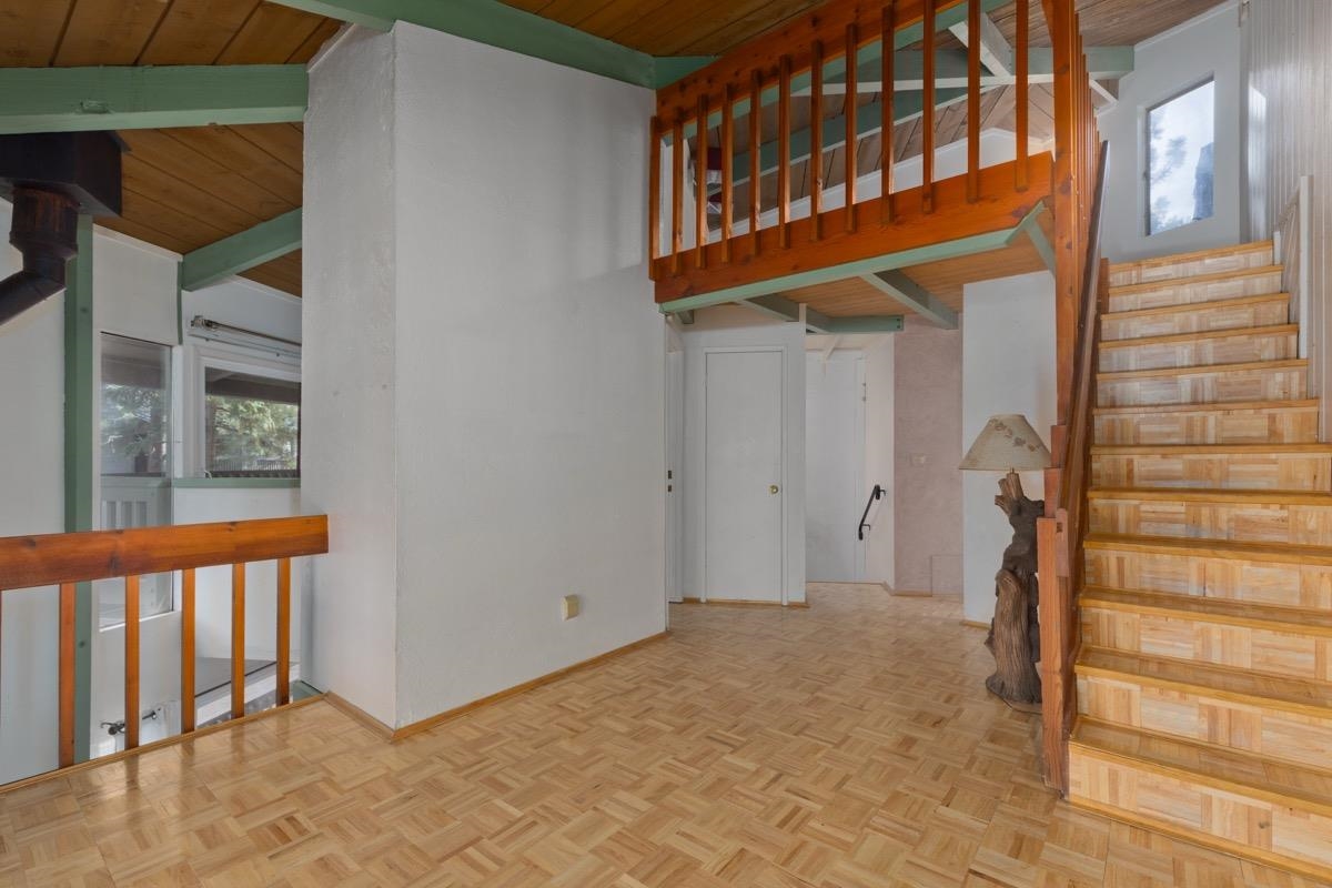 286 Old Mammoth Road, Unit 59 Mammoth Lakes, CA 93546 - Photo 11 of 31 a view of an entryway