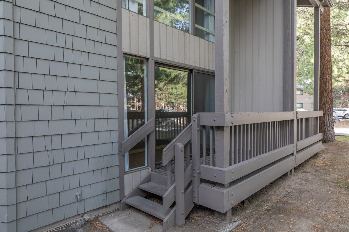 286 Old Mammoth Road, Unit 59 Mammoth Lakes, CA 93546 - Photo 23 of 31 a view of a balcony with a swing
