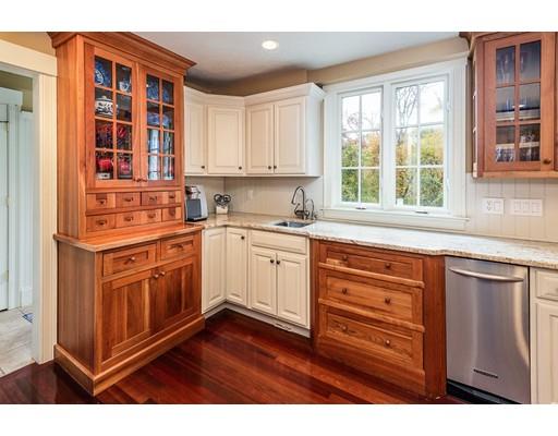 30 Edmund Road Marshfield, MA 02050 - Photo 4 of 29 Gallery Image 4