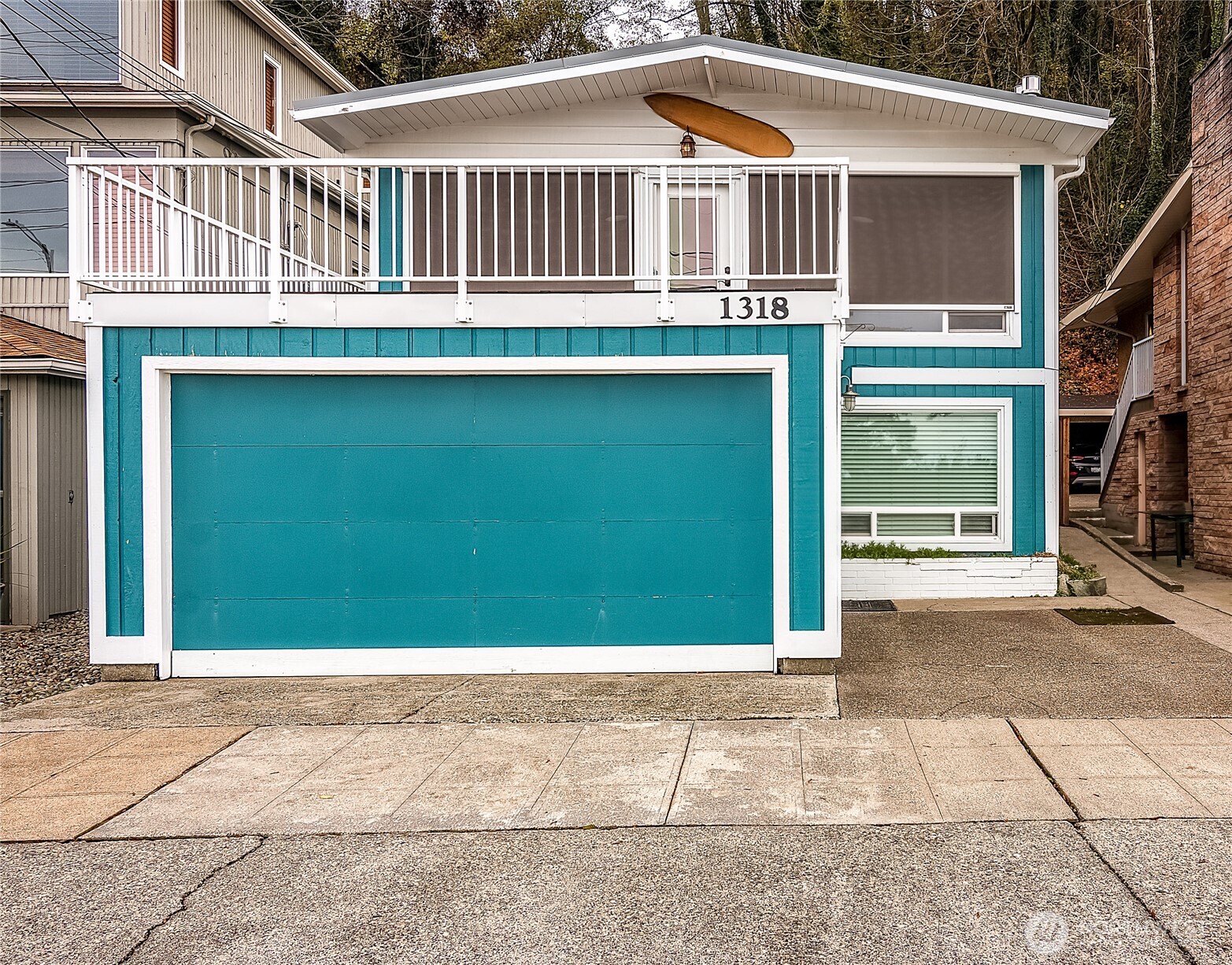 1318 Alki Avenue Southwest Seattle, WA 98116 - Photo 1 of 22
