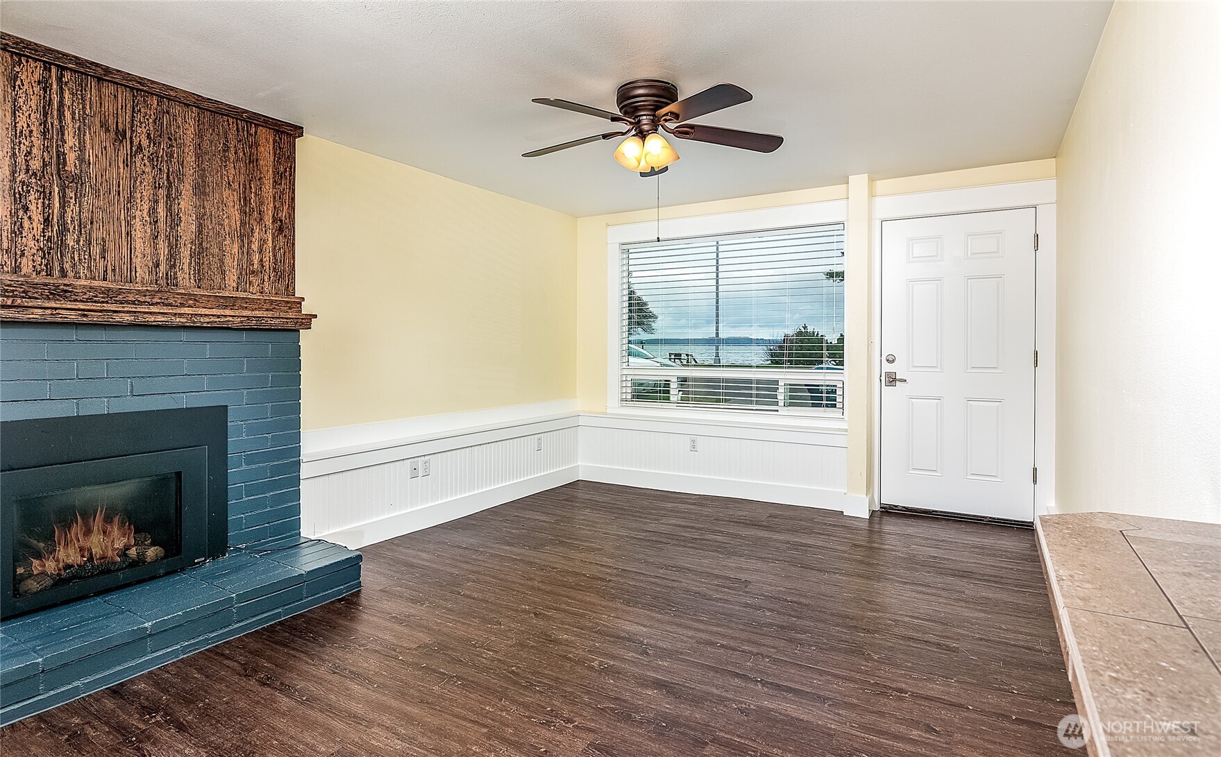 1318 Alki Avenue Southwest Seattle, WA 98116 - Photo 15 of 22